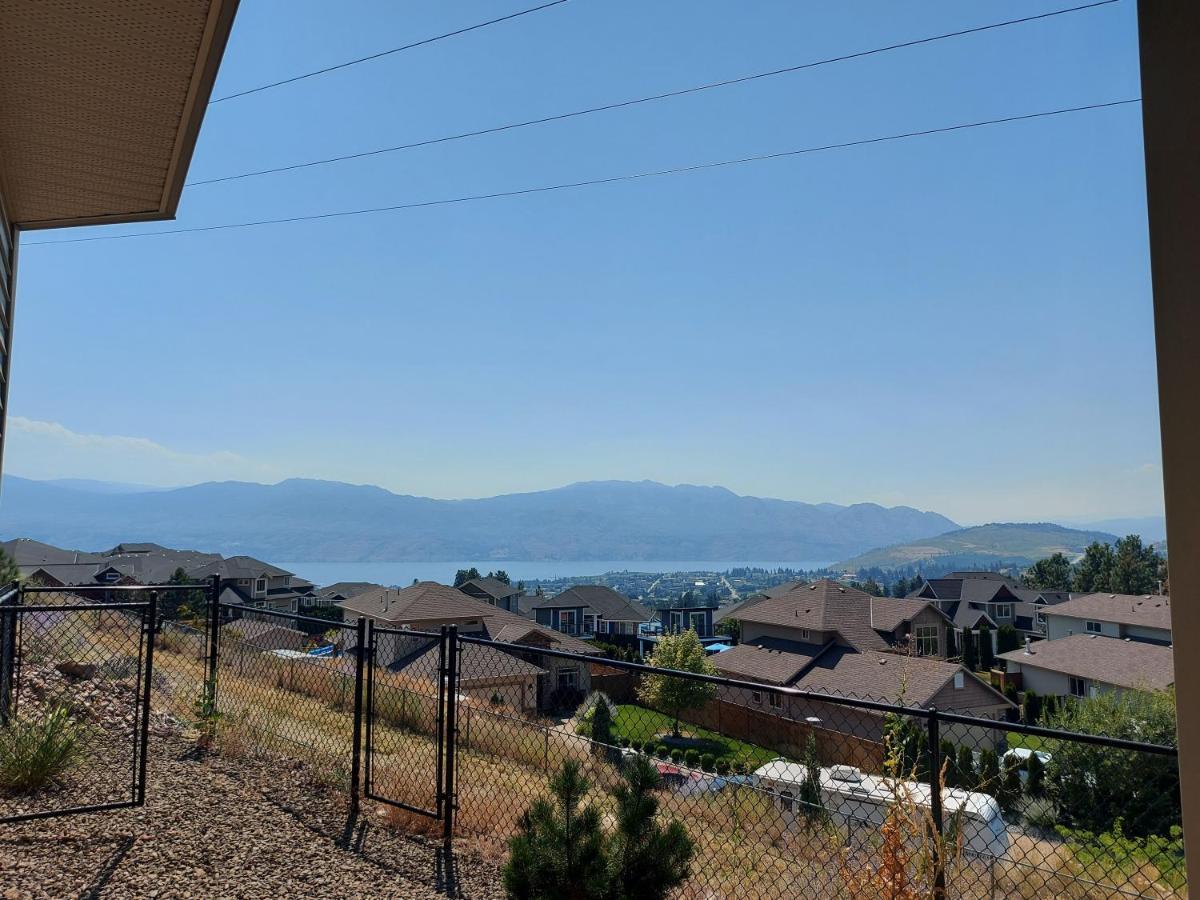 Peaceful And Spacious Lake View West Kelowna Exterior photo